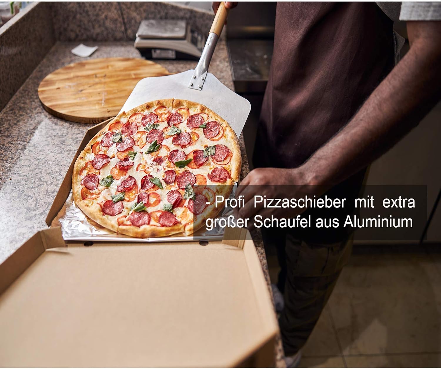 Pala de pizza profesional 30x33 cm
