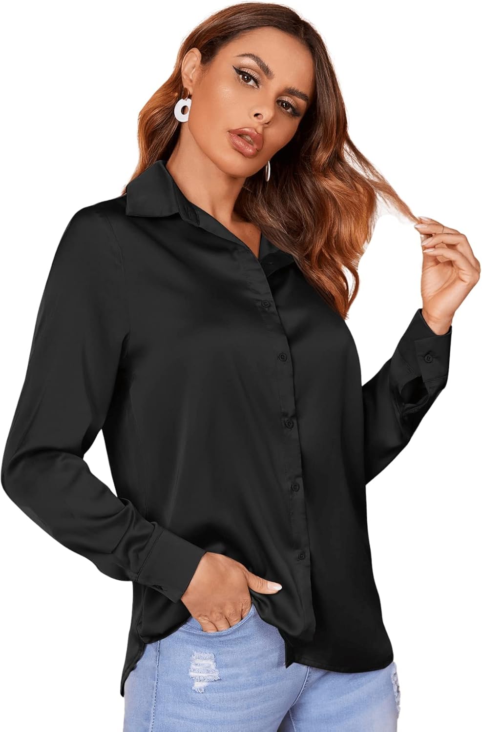 Blusa de satén negra elegante