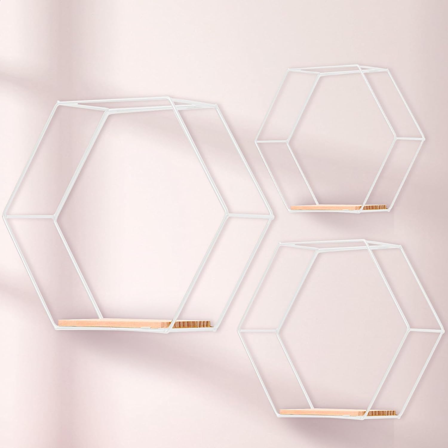 Estanterías hexagonales blancas