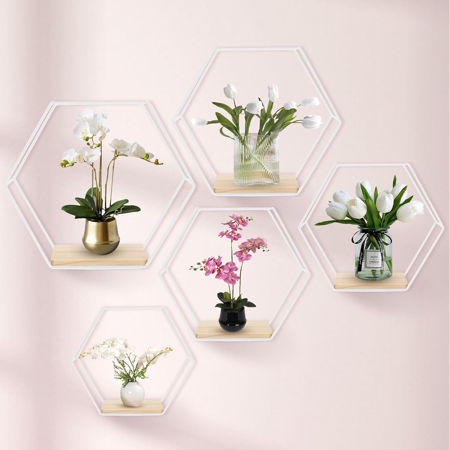 Estanterías hexagonales blancas