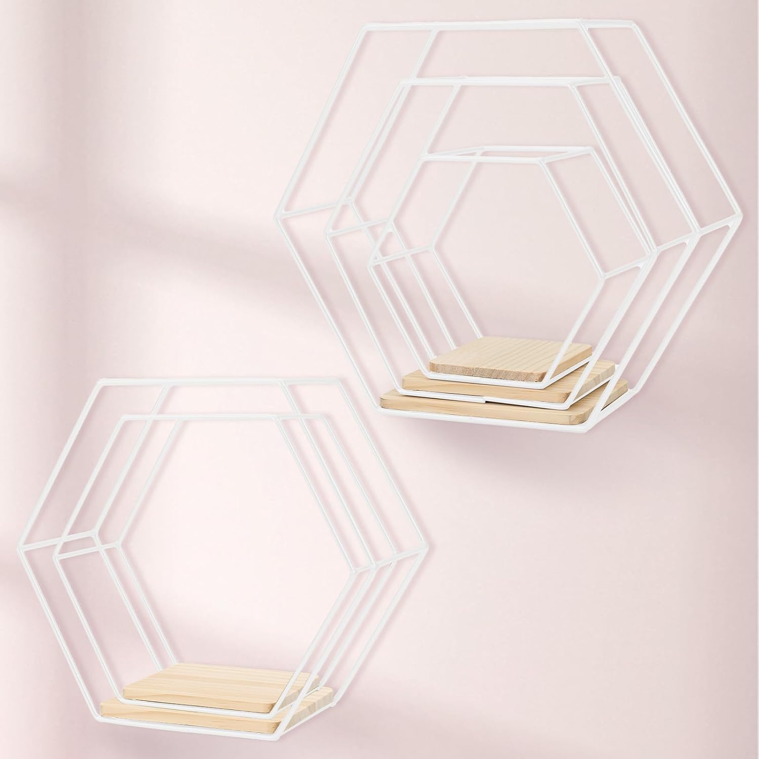Estanterías hexagonales blancas